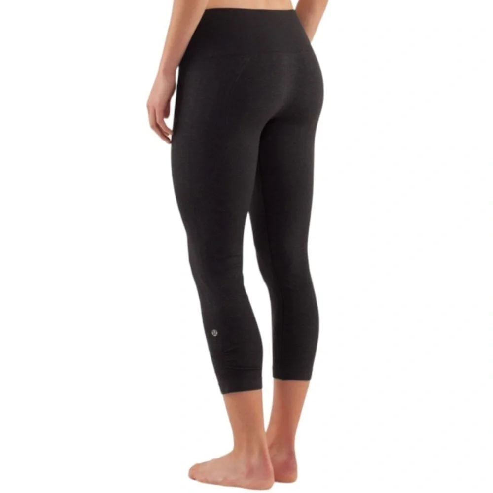 Lululemon Ebb And Flow Crop II Deep Coal size 4